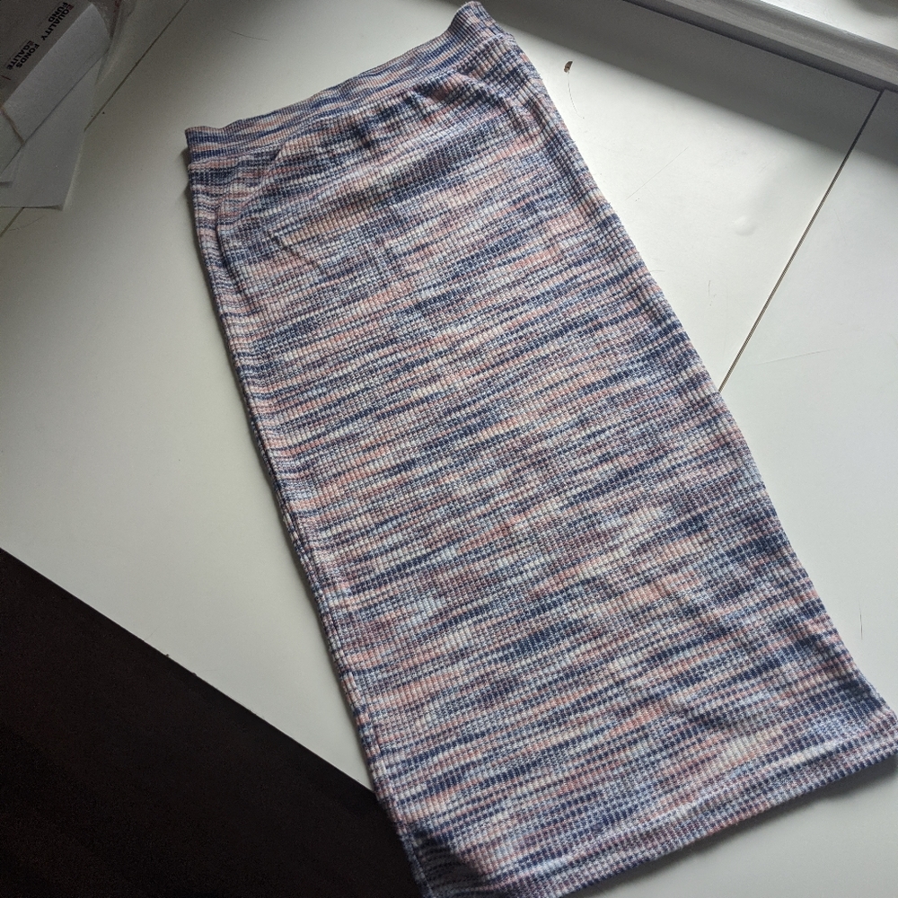Knit pencil skirt